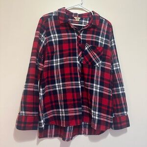 Woolrich Women’s Red and Navy Plaid Shirt